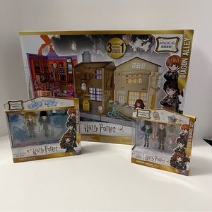 HARRY POTTER MAGICAL MINIS Diagon Alley plus two figures sets NWT Warner bros